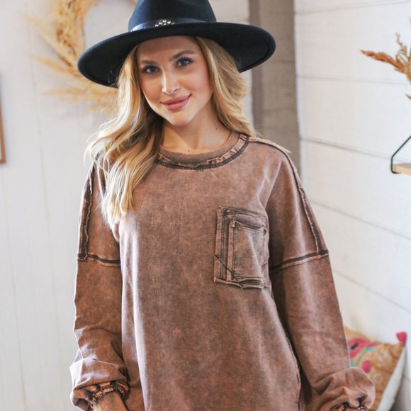 Zenana NWT Acid Wash Cotton Pullover with Side Pockets in Rust Brown - Picture 3 of 8